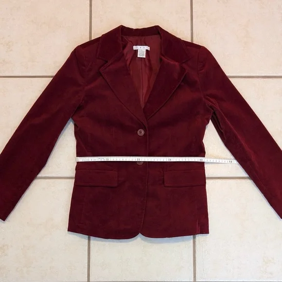 91% Cotton Vintage Cabi Red Embroidered Floral Velvet Whimsigoth 90s Blazer - Picture 7 of 16